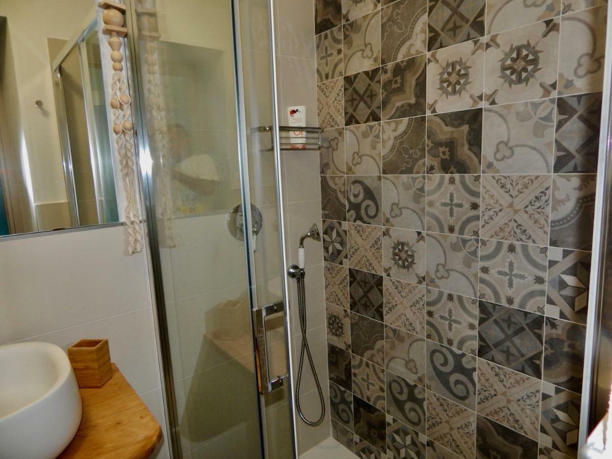 Le Giuee Hotel Генуа Екстериор снимка