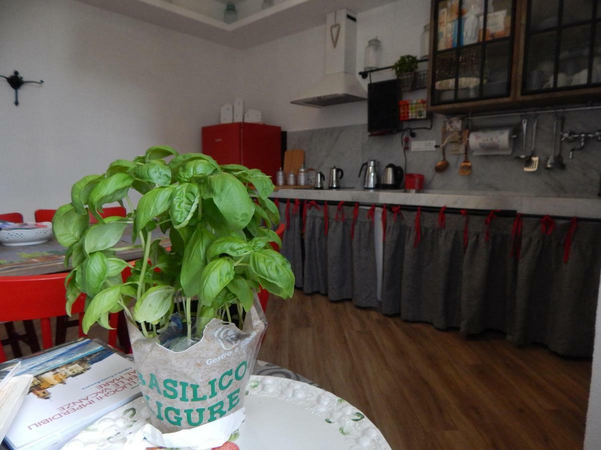 Le Giuee Hotel Генуа Екстериор снимка